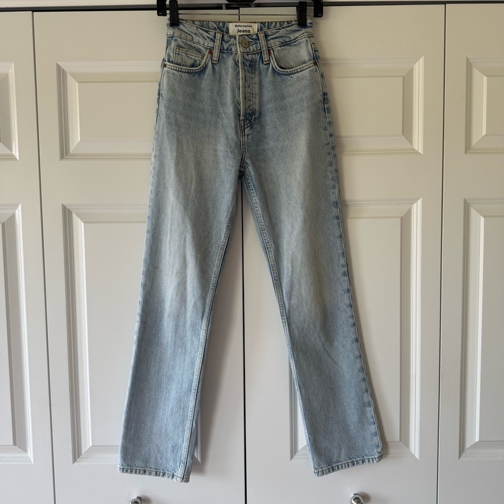 Reformation High-Rise Straight Leg Jeans | Light Wash | Size 23